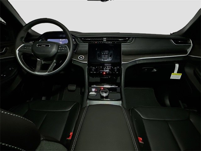 New 2025 Jeep Grand Cherokee L Limited image 6