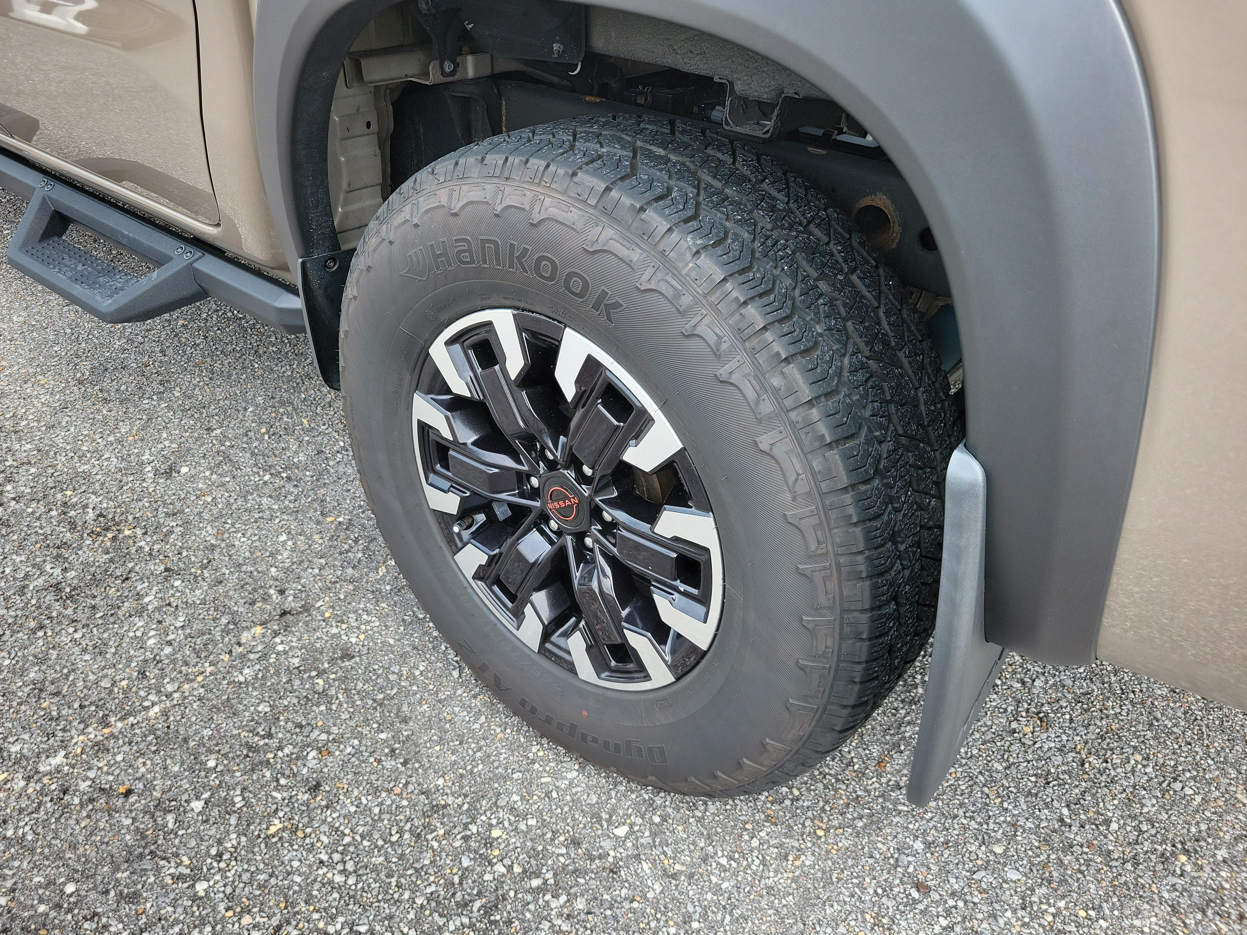 Used 2023 Nissan Frontier PRO-4X w/ Pro Convenience Package AWD/4WD image 26