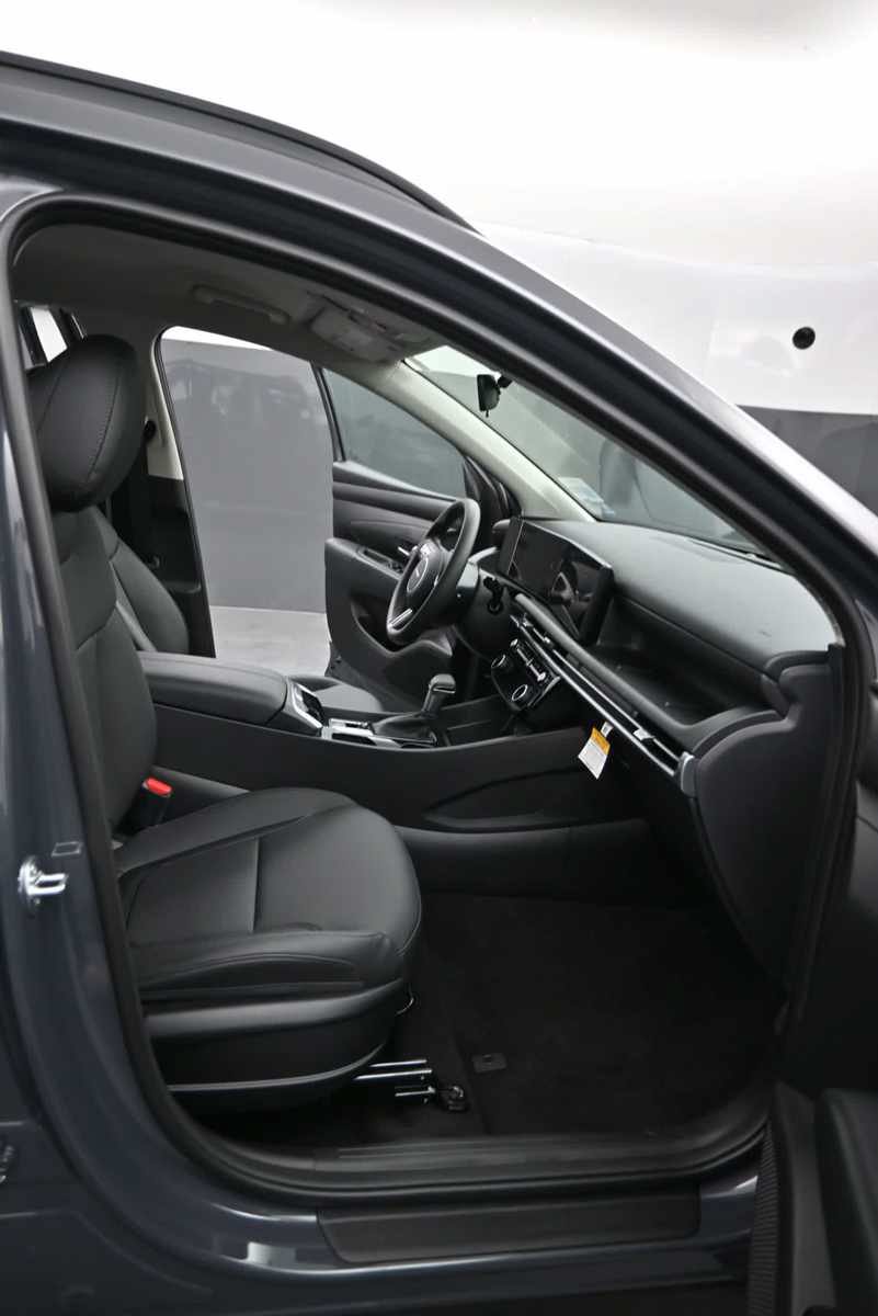 New 2026 Hyundai Tucson SEL Plus w/ Tow & Go Package AWD/4WD image 13