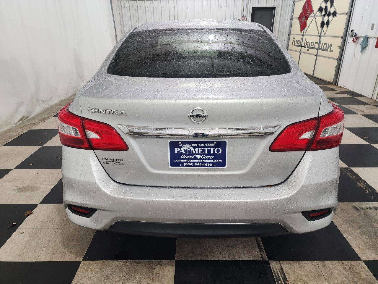 Used 2018 Nissan Sentra S image 7
