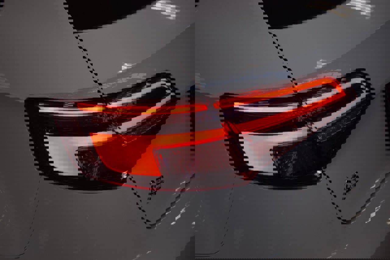 Used 2017 Audi A3 e-tron Premium image 21