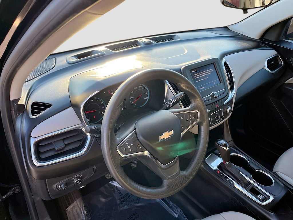 Used 2021 Chevrolet Equinox LS w/ LPO, Blackout Package image 9