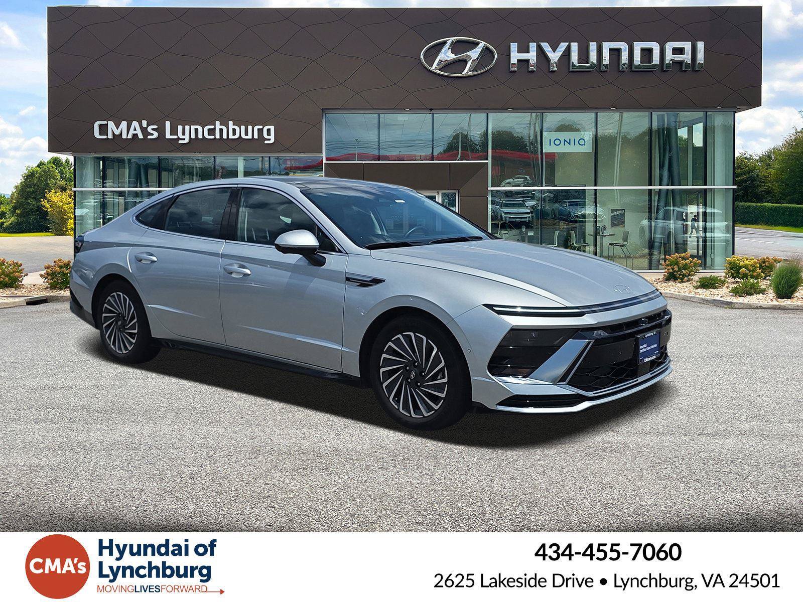 Certified 2025 Hyundai Sonata Limited FWD image 2