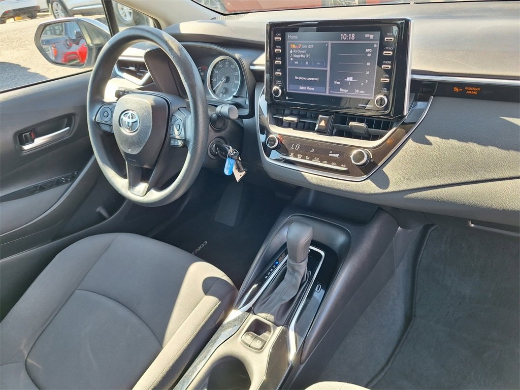 Used 2021 Toyota Corolla LE image 23