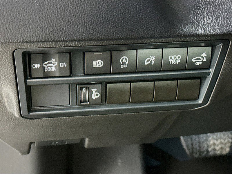 Used 2025 Toyota Tundra SR5 w/ SR5 Convenience Package AWD/4WD image 10