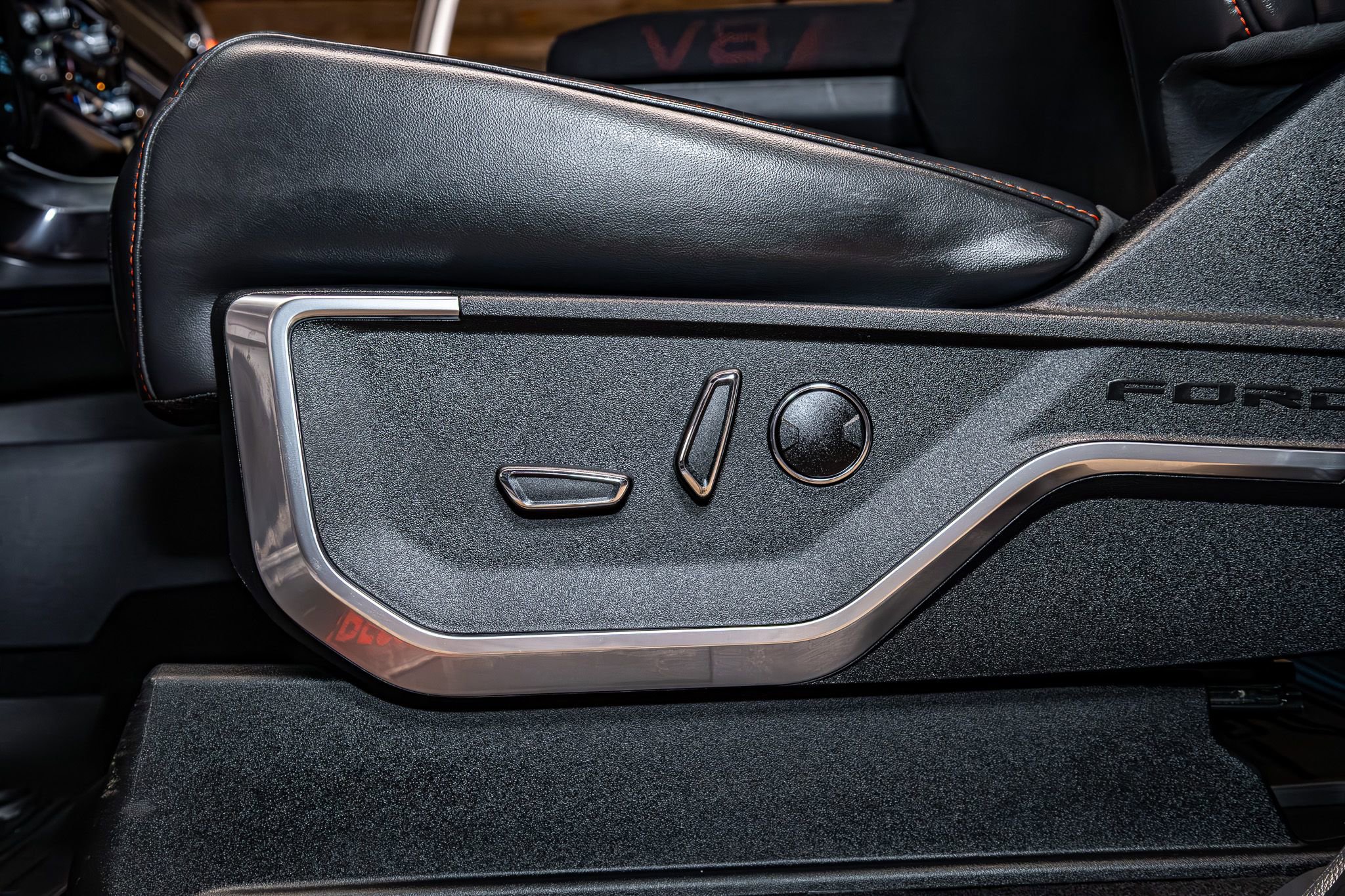 Used 2025 Ford F150 Raptor w/ Equipment Group 803A Raptor R image 19