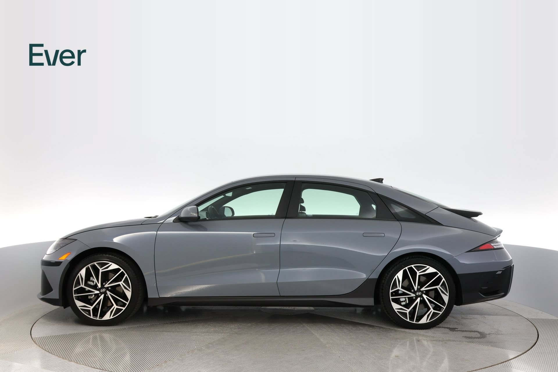 Used 2024 Hyundai Ioniq 6 SEL RWD image 15