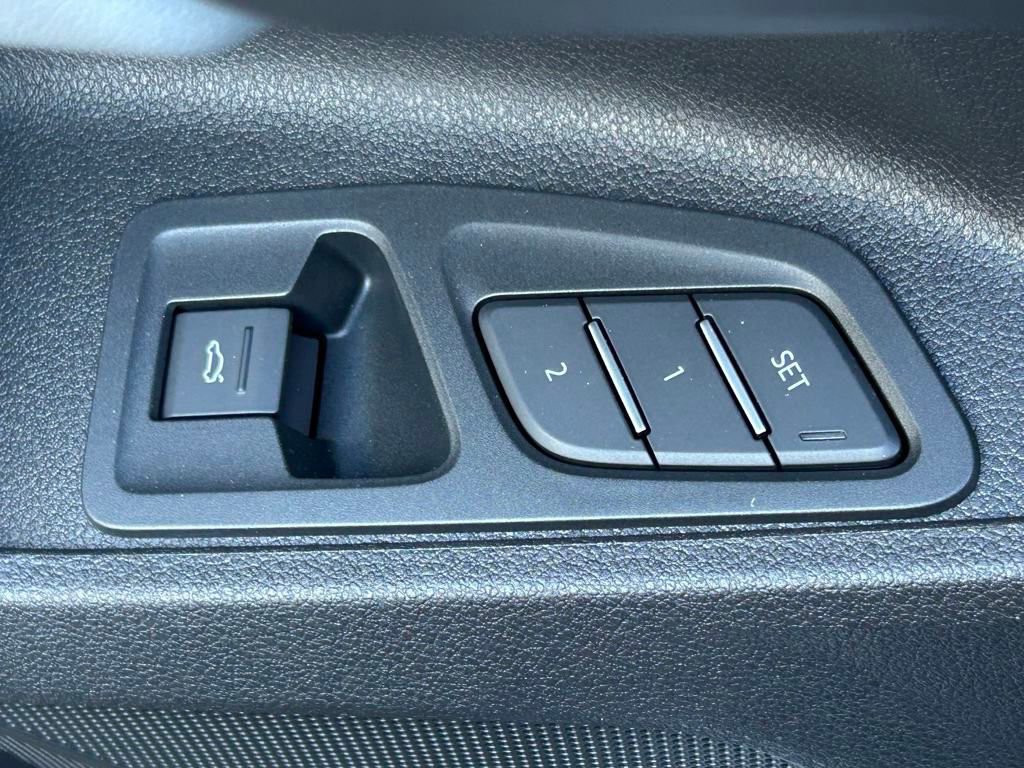 New 2025 Audi Q3 2.0T Premium image 60