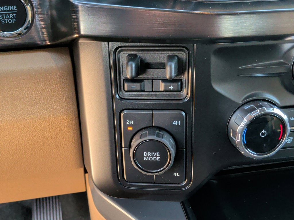 New 2027 Ford F350 Lariat w/ Lariat Premium Package AWD/4WD image 31