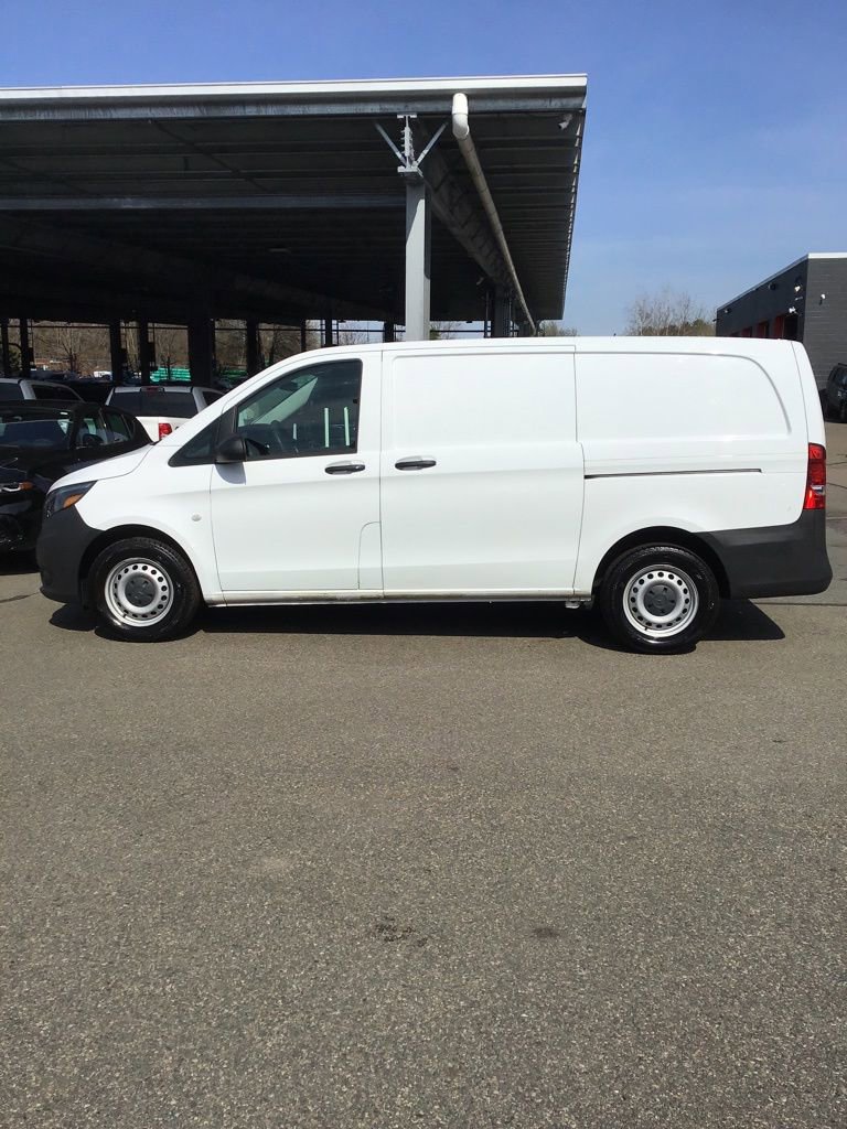 Used 2022 Mercedes-Benz Metris image 6
