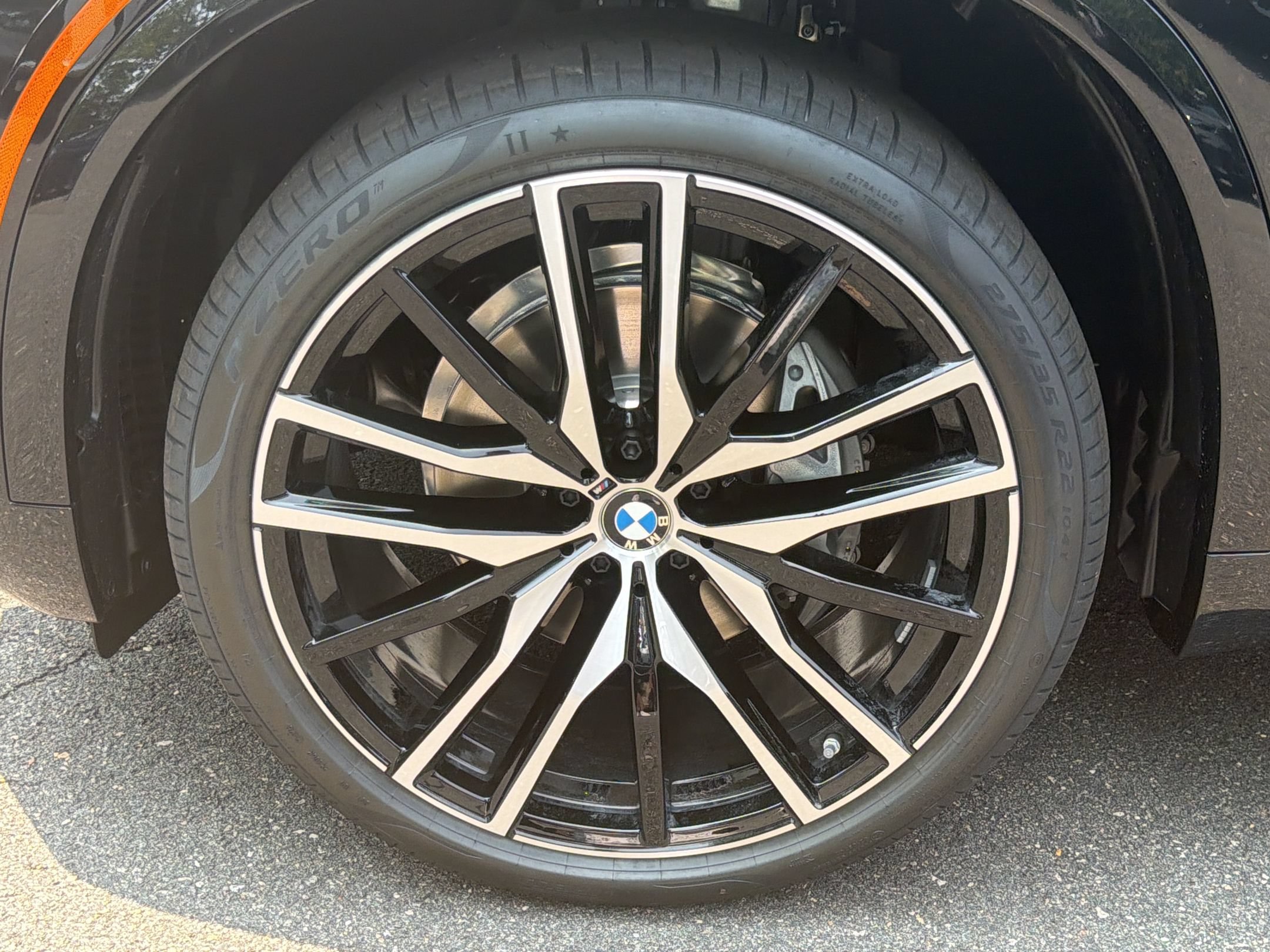 New 2026 BMW X5 xDrive40i w/ M Sport Package AWD/4WD image 13