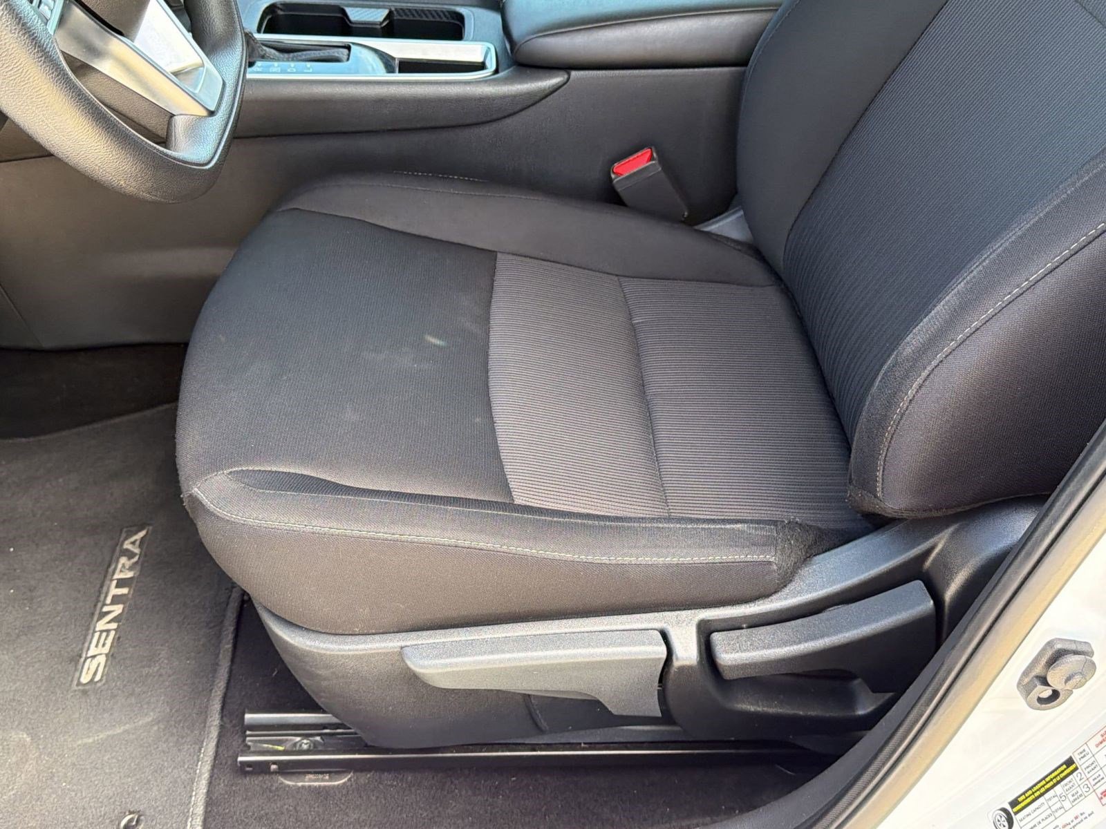 Used 2024 Nissan Sentra SV image 14