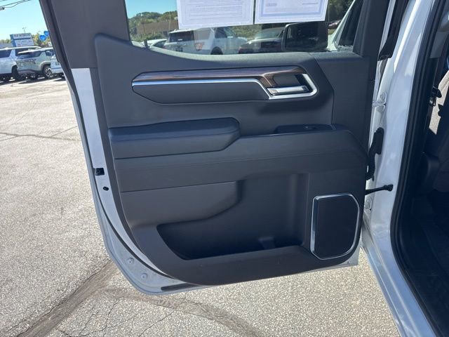 Used 2025 Chevrolet Silverado 1500 LT image 23