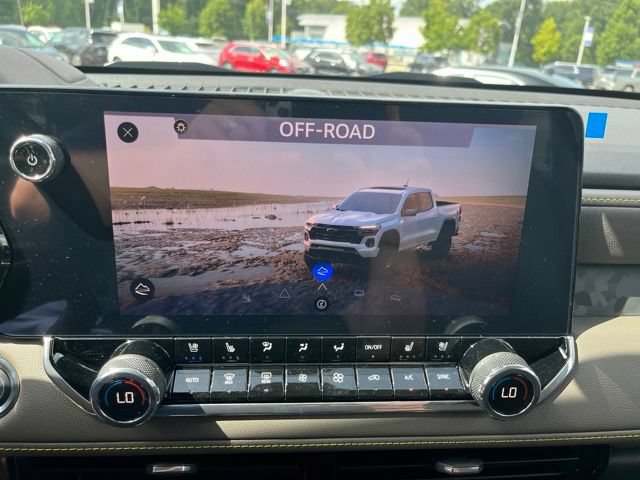 New 2026 Chevrolet Colorado ZR2 w/ Technology Package AWD/4WD image 38
