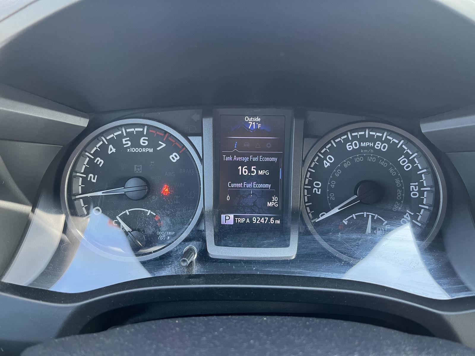 Used 2021 Toyota Tacoma TRD Off-Road image 20