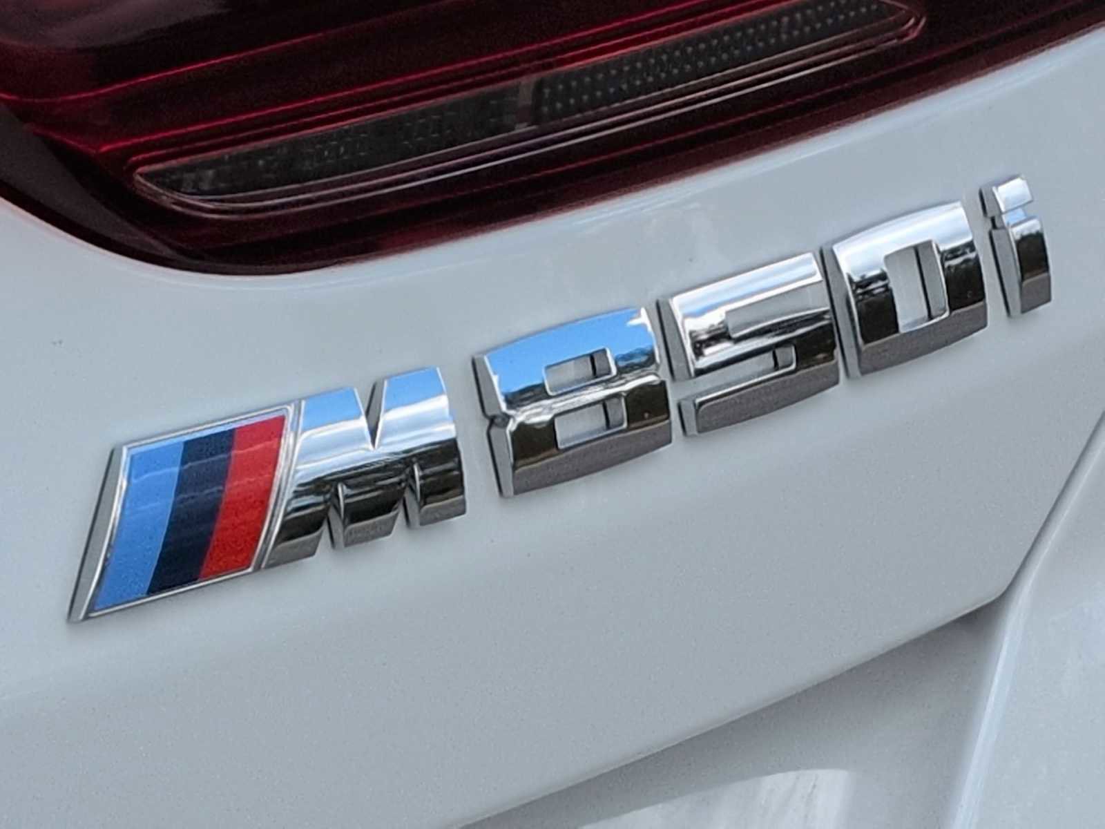 Used 2025 BMW M850i xDrive image 12