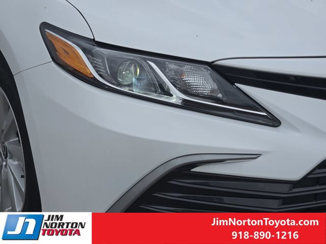 Used 2024 Toyota Camry LE w/ Convenience Package FWD image 10