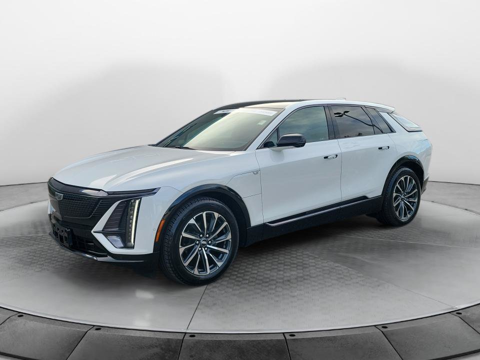 Certified 2024 Cadillac Lyriq Sport AWD/4WD image 3