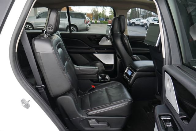 Used 2022 Lincoln Aviator Reserve w/ Equipment Group 201A image 30