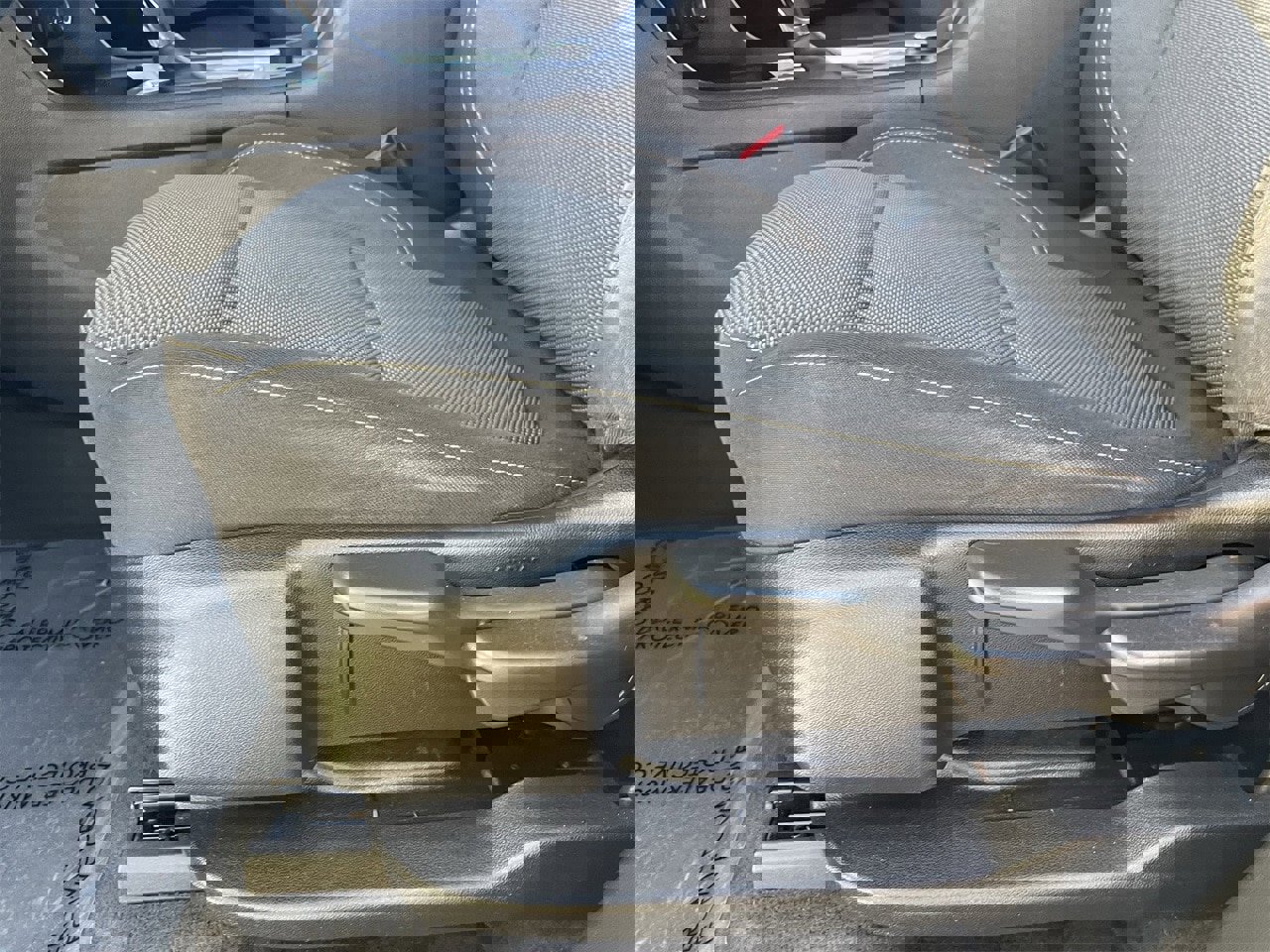 Used 2020 Chevrolet Traverse LS image 23