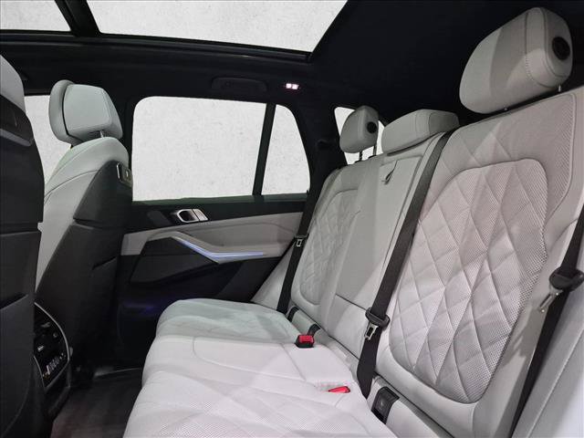 Used 2026 BMW X5 xDrive50e w/ Climate Comfort Package AWD/4WD image 21