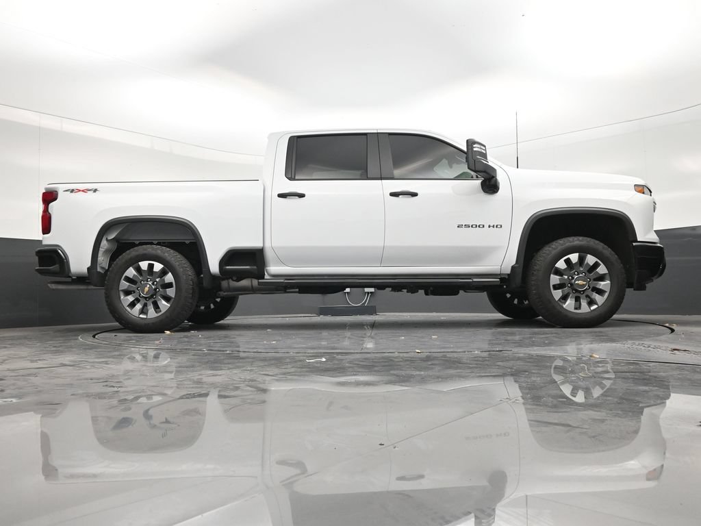 Used 2025 Chevrolet Silverado 2500 Custom w/ Custom Value Package AWD/4WD image 24