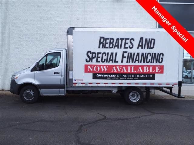 Used 2022 Mercedes-Benz Sprinter 3500 image 4