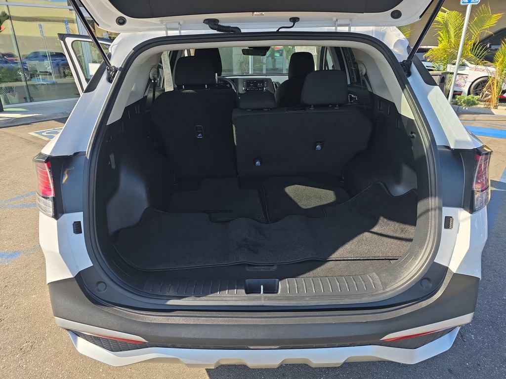 Used 2025 Kia Sportage LX FWD image 20