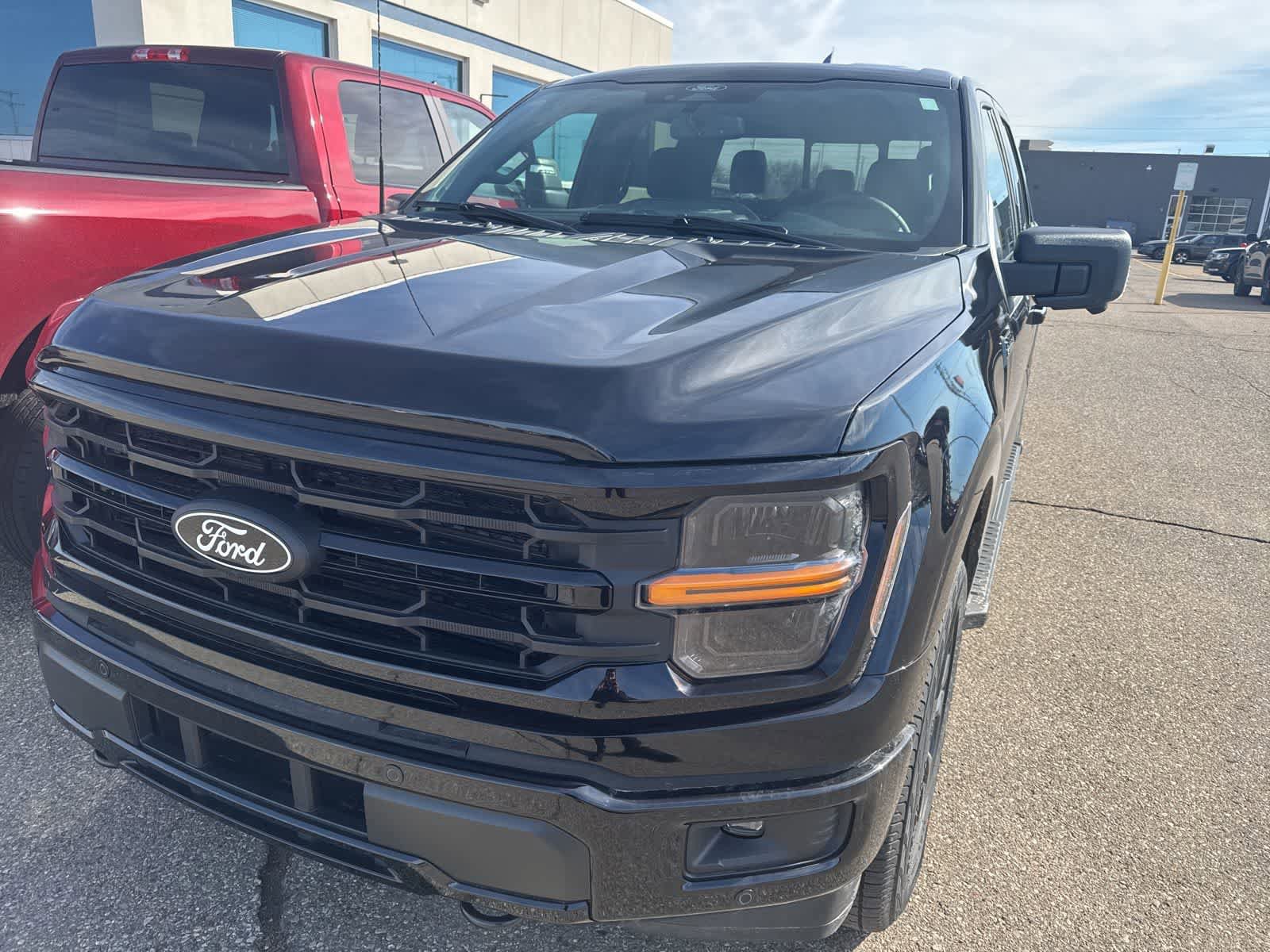 New 2026 Ford F150 XLT w/ Equipment Group 302A MID