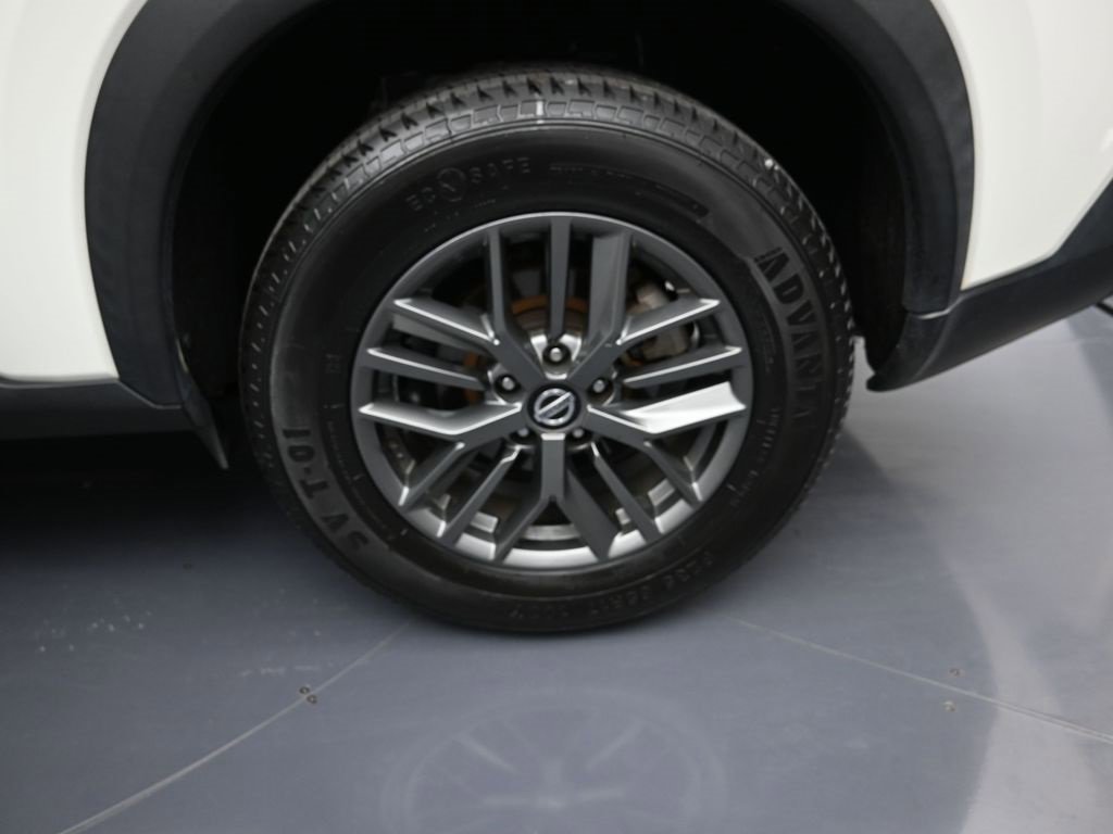 Used 2021 Nissan Rogue S image 9