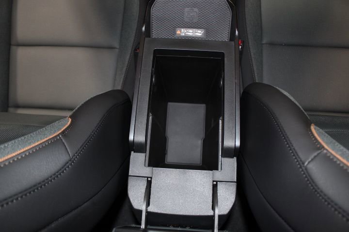 New 2026 GMC Terrain AT4 w/ Convenience Package III image 30