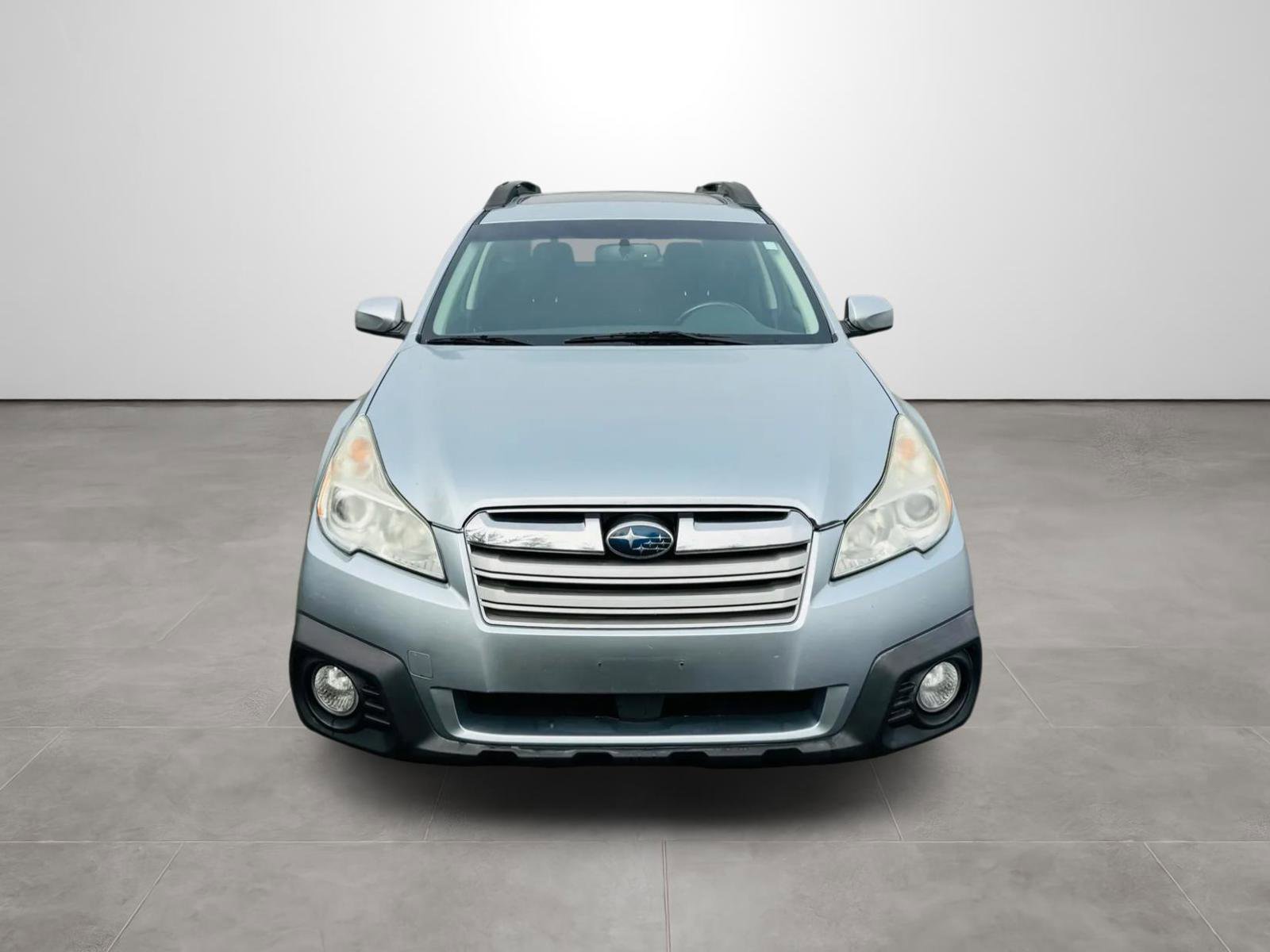 Used 2013 Subaru Outback 2.5i Premium AWD/4WD image 6