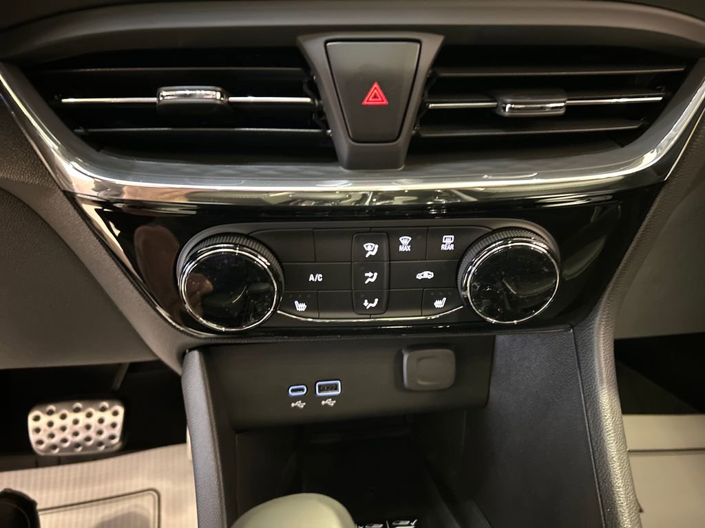 New 2026 Buick Encore GX Sport Touring w/ Studio Series AWD/4WD image 15