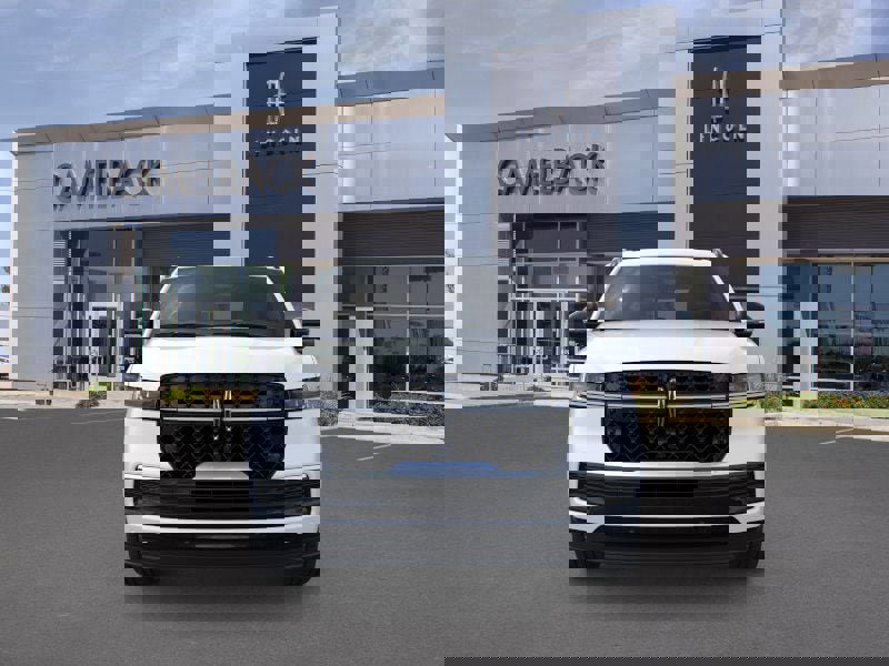 New 2026 Lincoln Navigator Reserve w/ Jet Appearance Package image 6