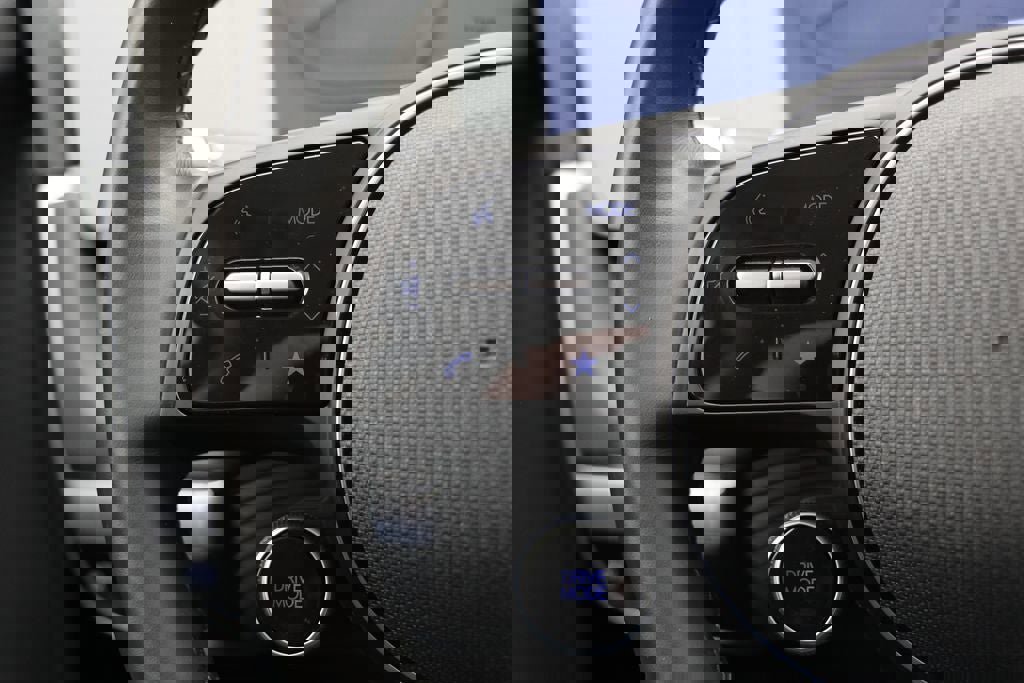 Used 2023 Hyundai Ioniq 5 SE w/ Cargo Package image 19