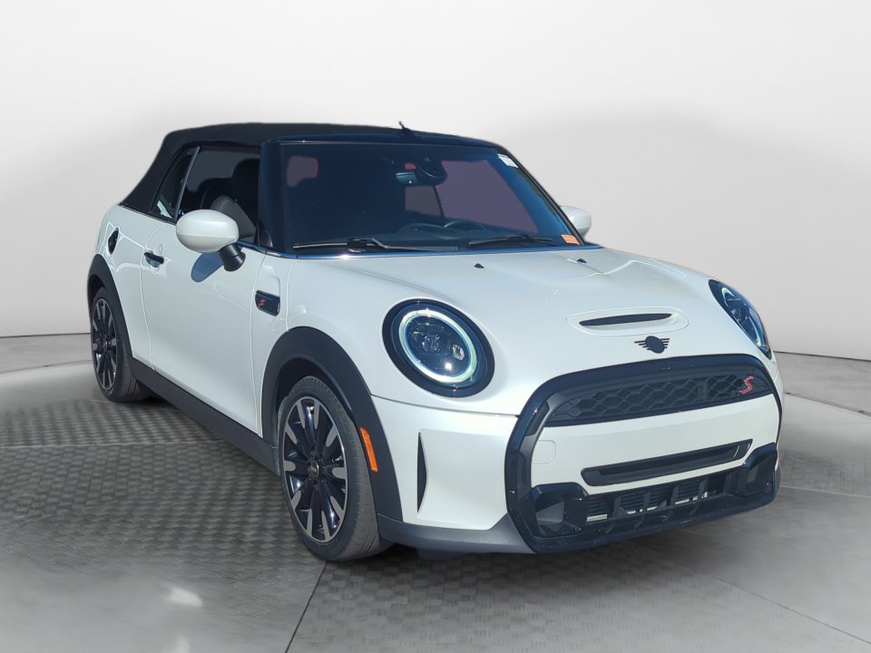 Certified 2023 MINI Cooper S image 1