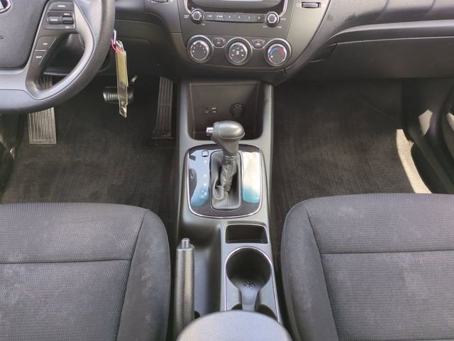 Used 2018 Kia Forte LX FWD image 18