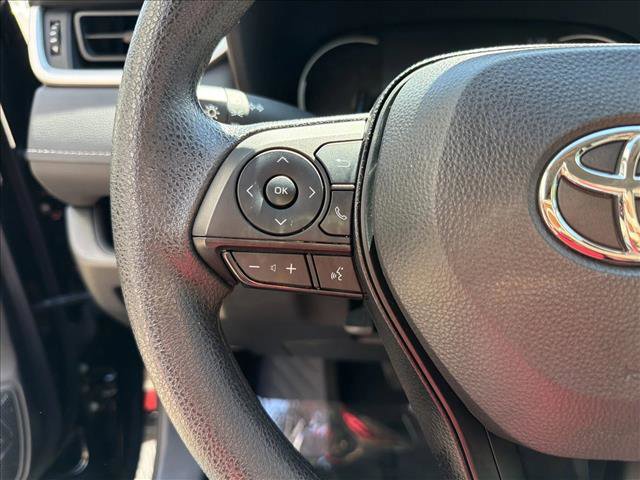Used 2025 Toyota RAV4 LE AWD/4WD image 14