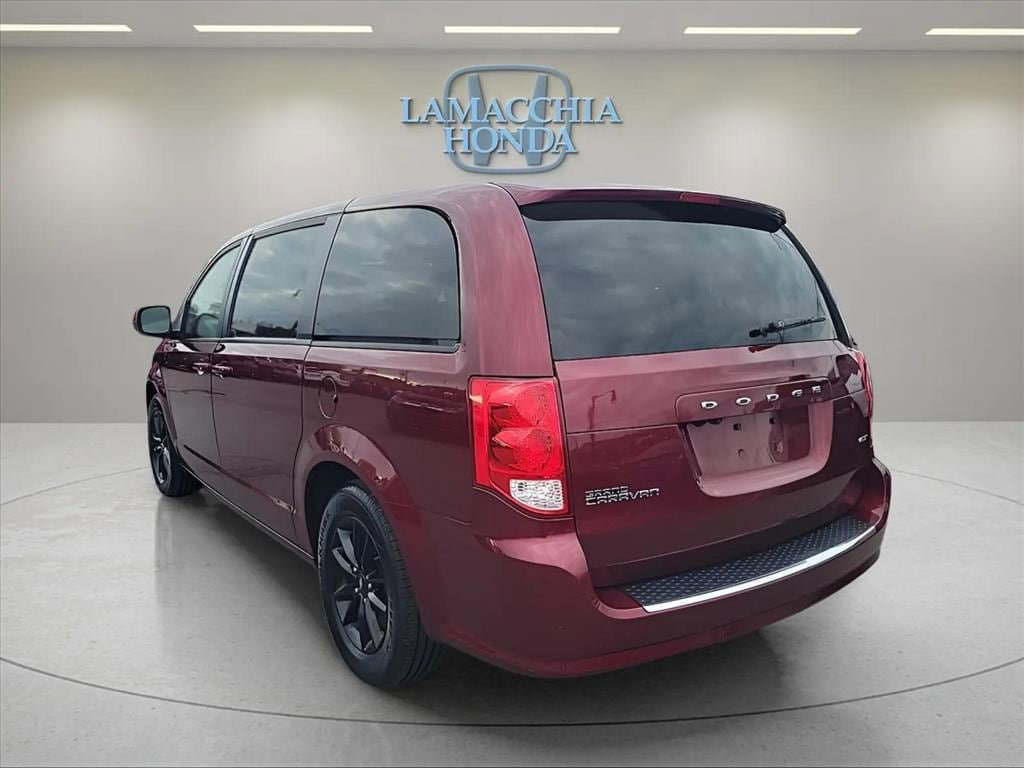 Used 2020 Dodge Grand Caravan GT FWD image 3