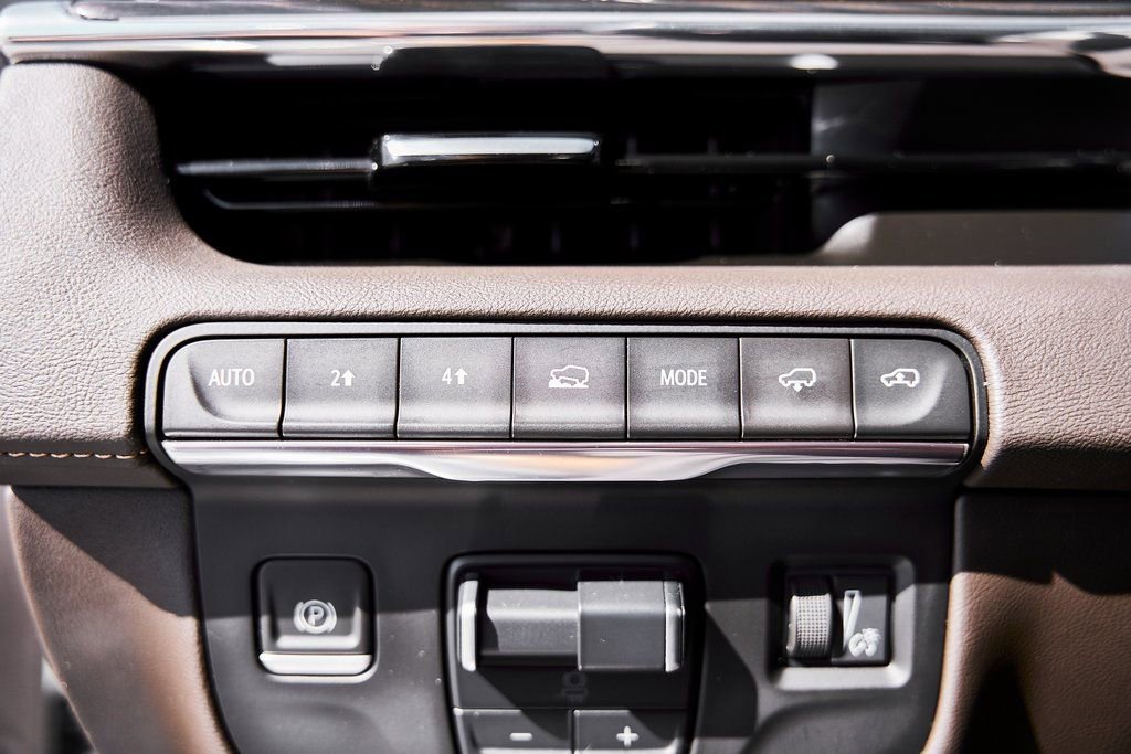 Used 2023 Cadillac Escalade ESV Sport w/ LPO, ONYX Package image 58
