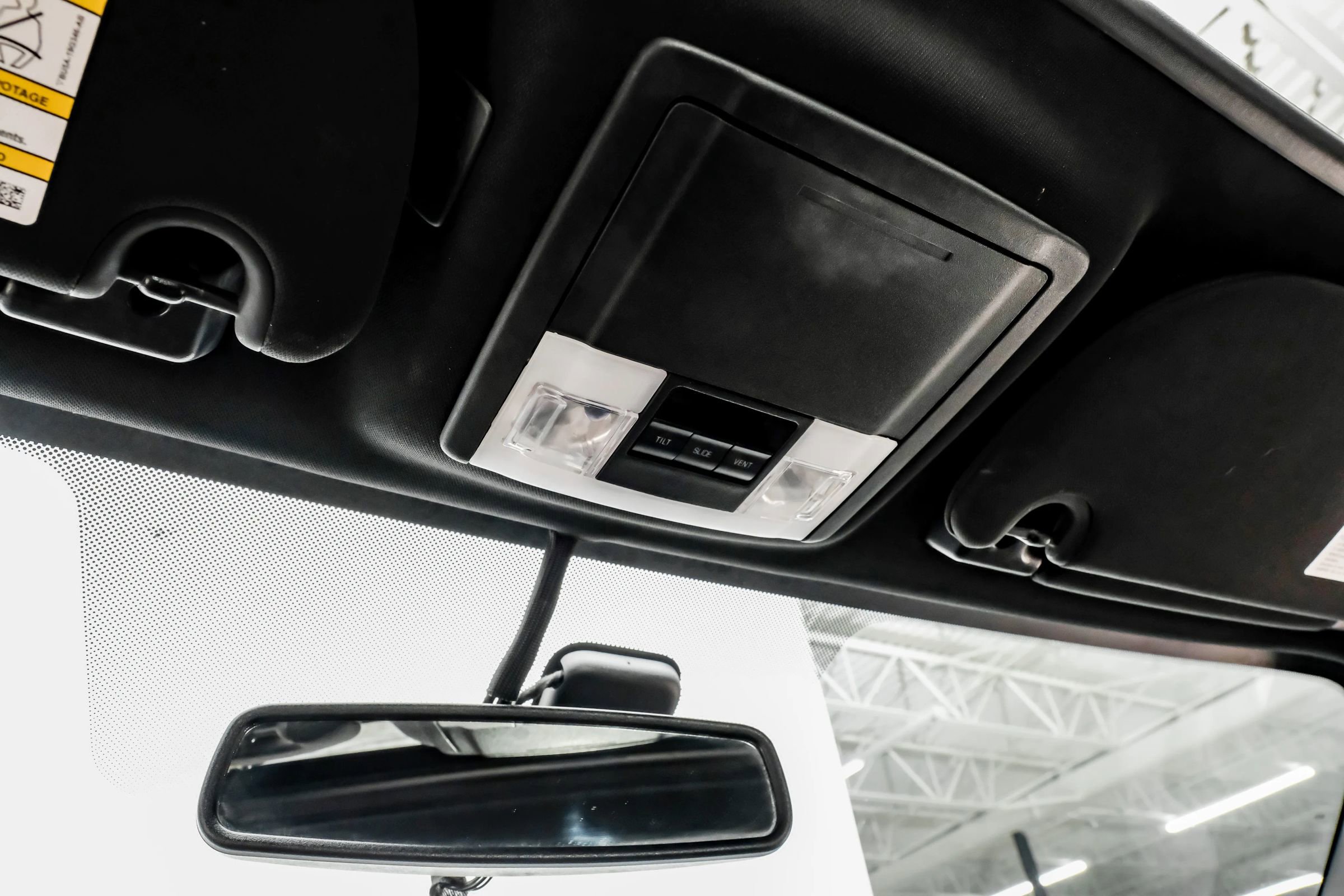 Used 2015 Lincoln Navigator 2WD image 32