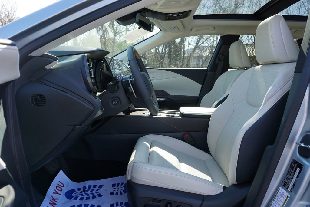 Used 2023 Lexus RX 350 AWD w/ Accessory Package (Z1) image 13