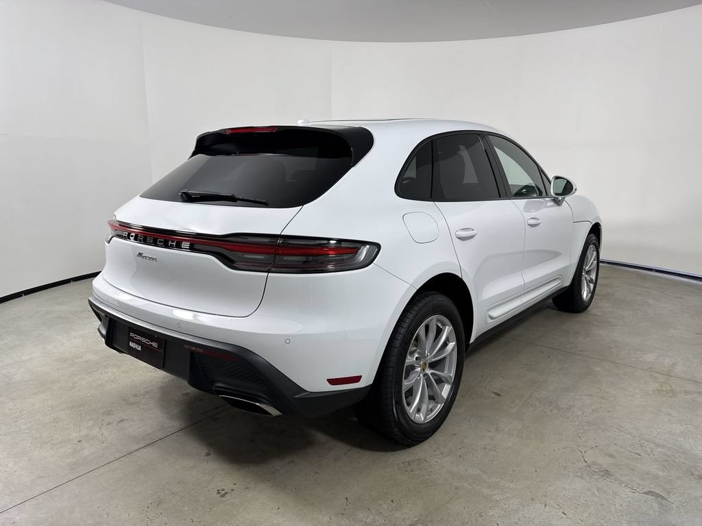 New 2026 Porsche Macan AWD/4WD image 7