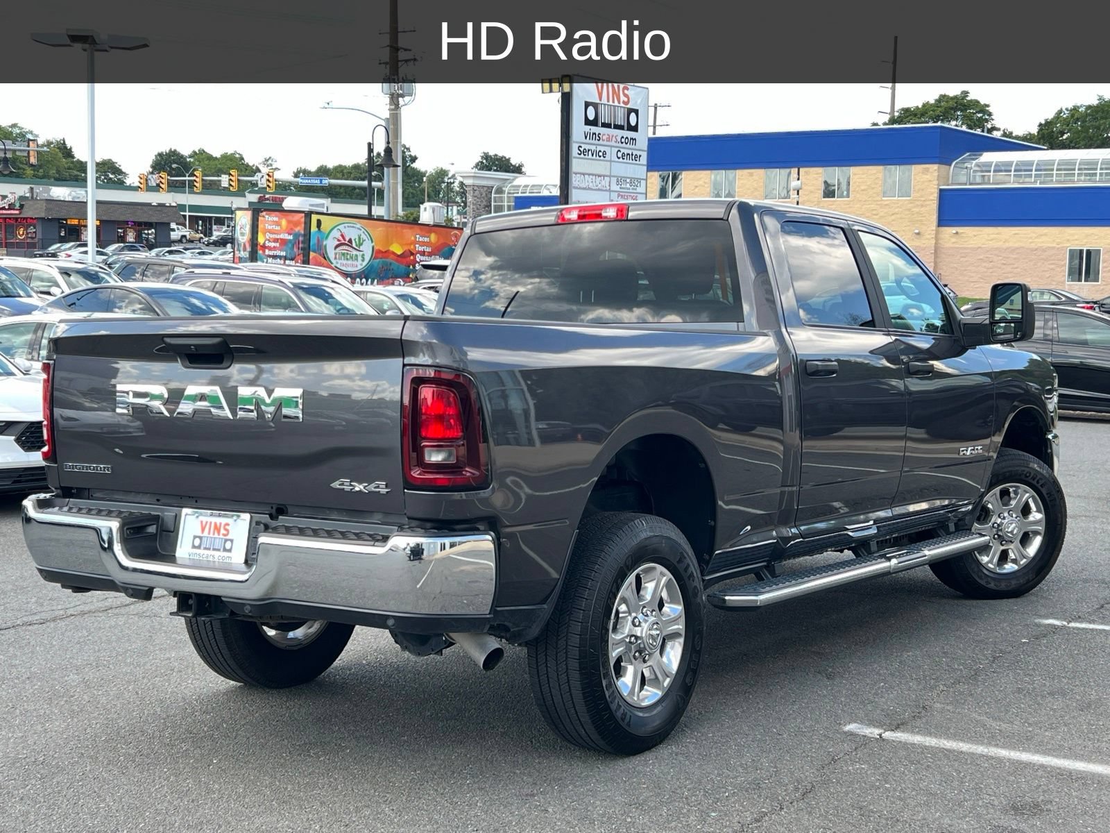 Used 2026 RAM 2500 Big Horn AWD/4WD image 7