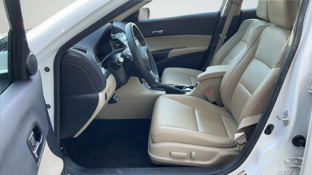 Used 2017 Acura ILX FWD image 19