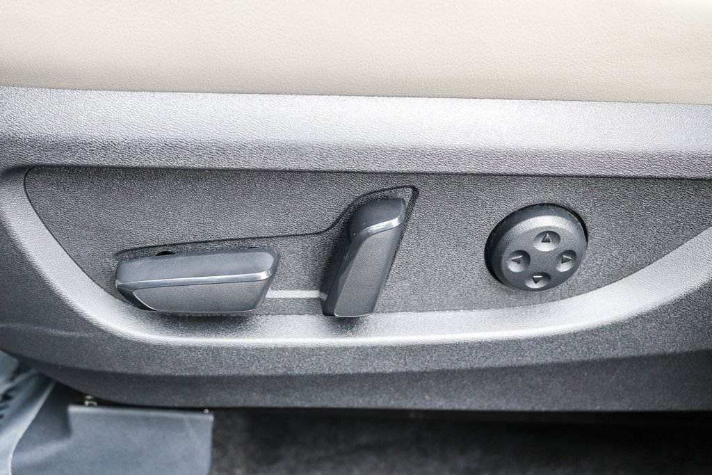 Certified 2023 INFINITI QX50 Luxe FWD image 21