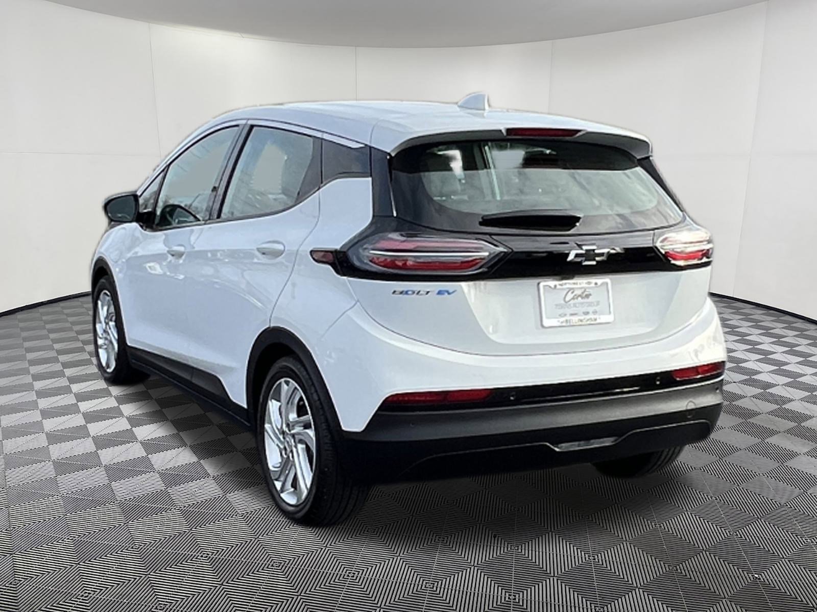 Certified 2023 Chevrolet Bolt LT w/ Driver Confidence Package image 4