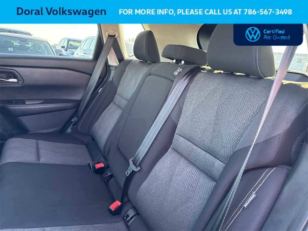 Used 2024 Nissan Rogue SV image 21