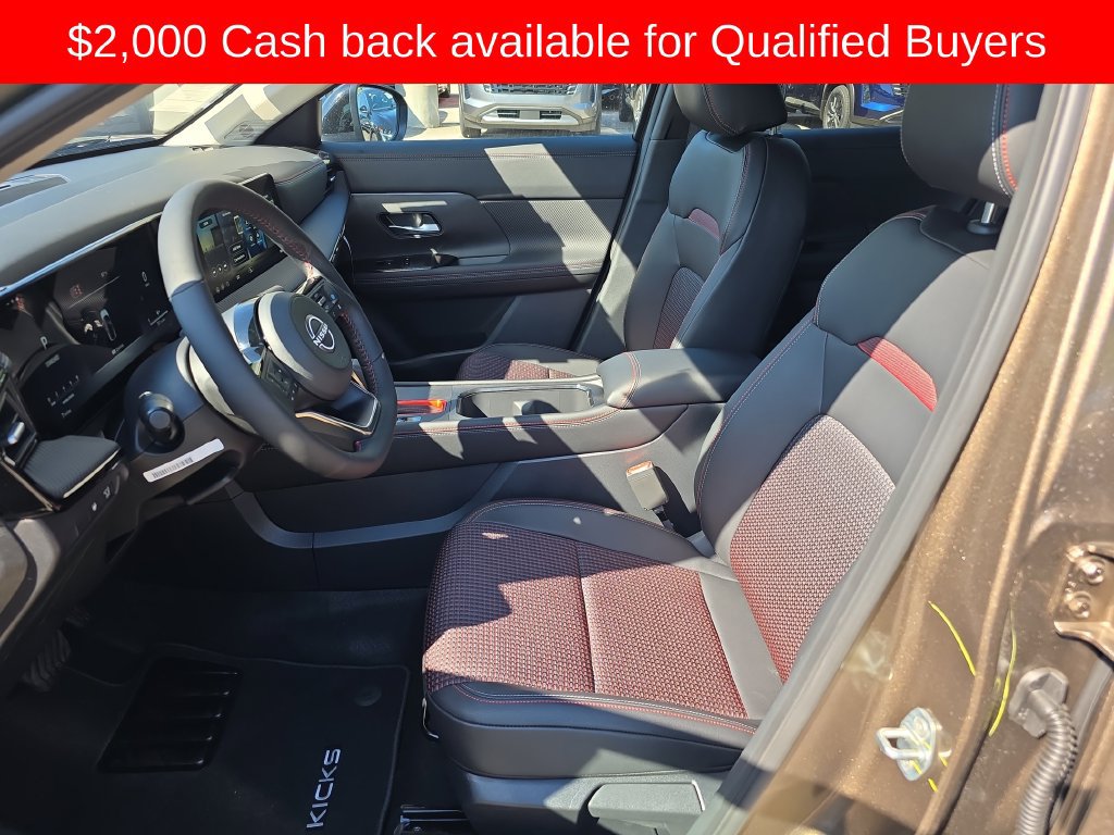 New 2027 Nissan Kicks SR FWD image 17