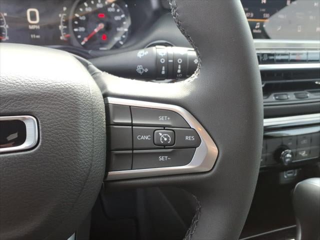 New 2026 Jeep Compass Latitude image 34